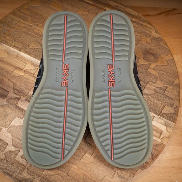 Skye Spring Loaded The Mobrly Orca Black Womens Size 7.5 Sneaker - Picture 7 of 7